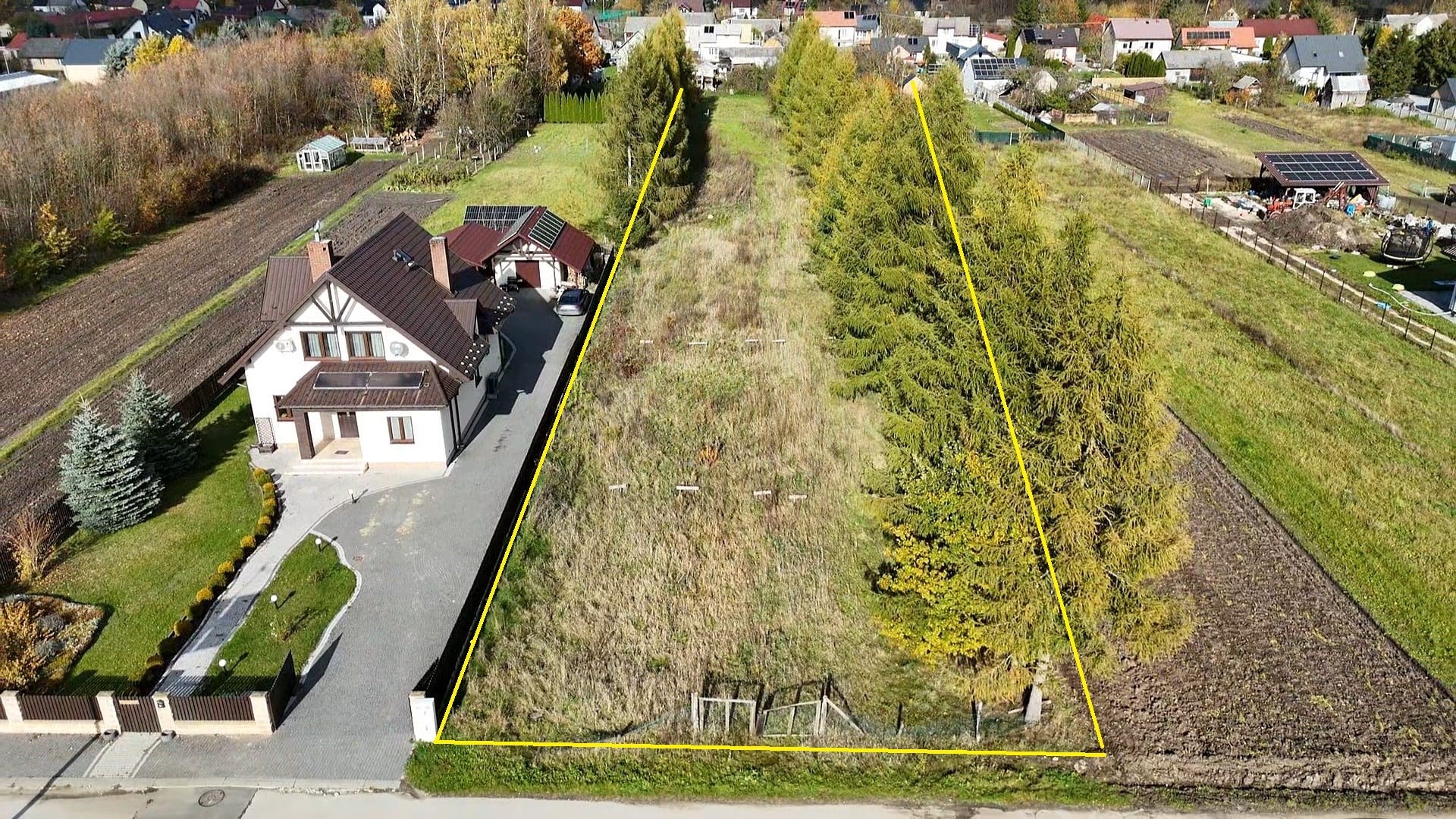 Działka na sprzedaż