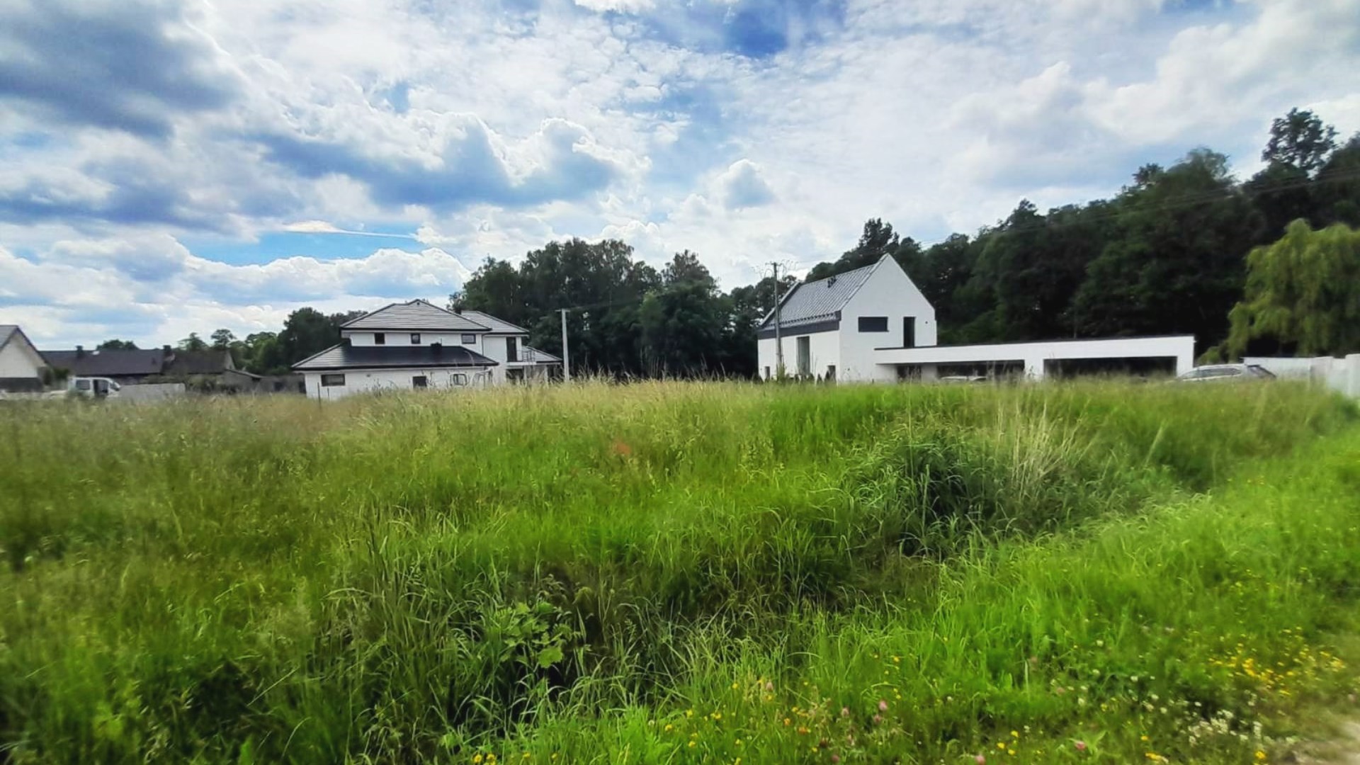 Działka na sprzedaż